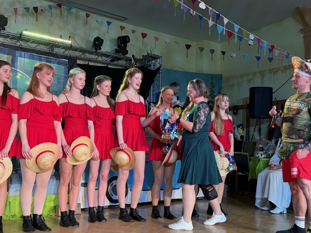 Fasching des Porstendorfer Karnevalsclub in Neuengönna