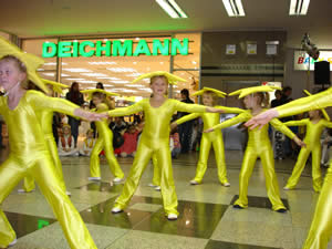 Die Sternenkinder vom Show-Ballett Formel I